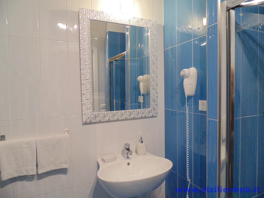 Sizilien Hotel Ragusa Room photo